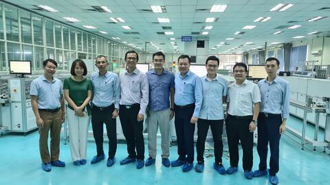 Phòng Thí nghiệm Trọng điểm Công nghệ Micro và Nano (VMINATEC) cùng làm việc với Công ty Cổ phần Thiết bị đo điện EMIC về phương hướng hợp tác cùng nghiên cứu phát triển, cải tiến nâng cao chất lượng sản phẩm