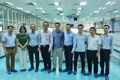 Phòng Thí nghiệm Trọng điểm Công nghệ Micro và Nano (VMINATEC) cùng làm việc với Công ty Cổ phần Thiết bị đo điện EMIC về phương hướng hợp tác cùng nghiên cứu phát triển, cải tiến nâng cao chất lượng sản phẩm